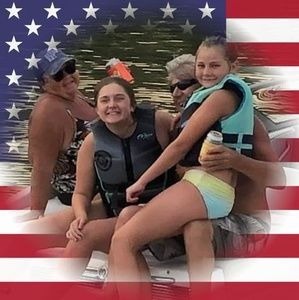 Meet your Posher, Delores